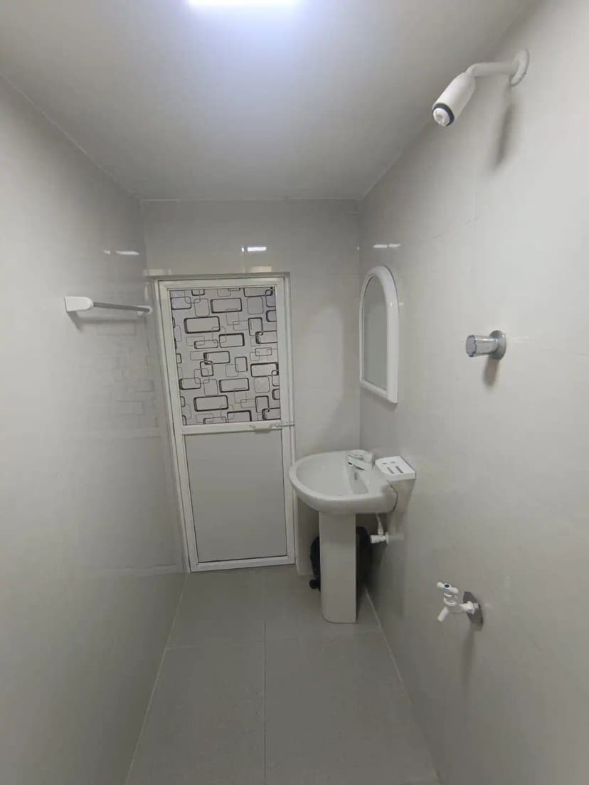 Cozy Private Room Bathroom