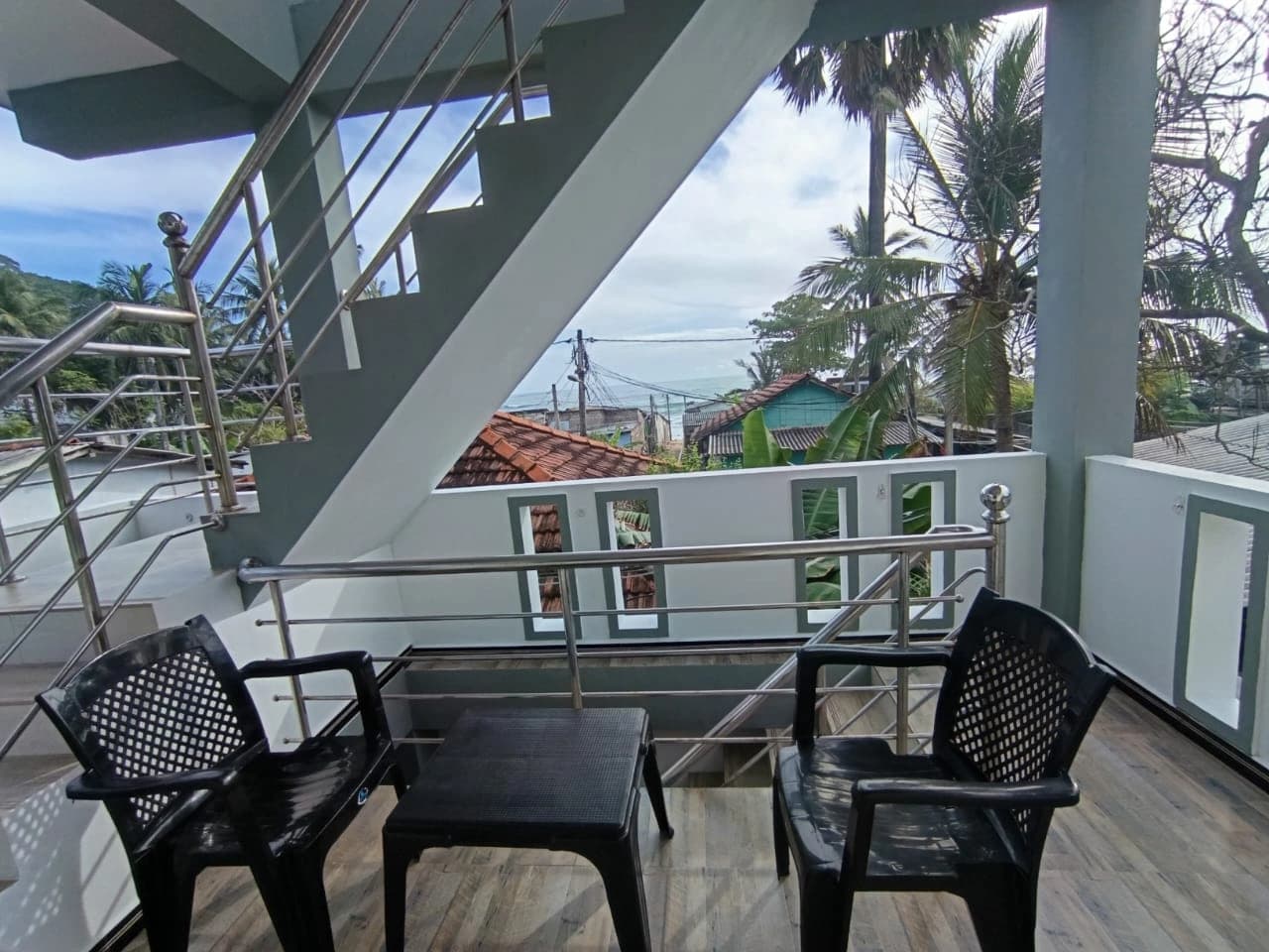 Sea View Private Room at Diving Nest Trincomalee